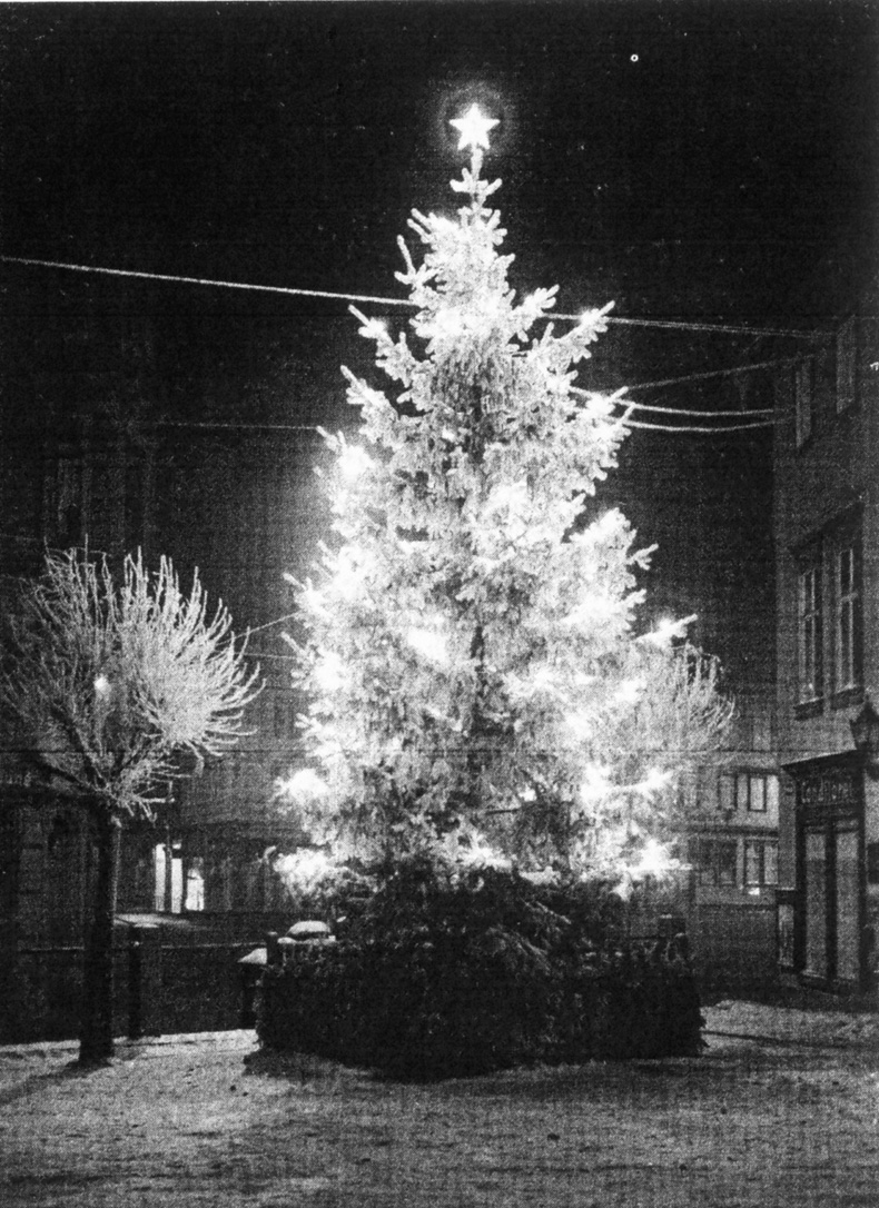 der erste oeffentliche Weihnachtsbaum in Halberstadt